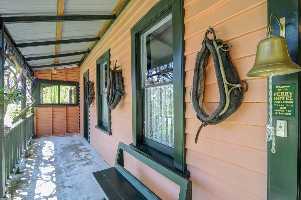 The Ferry Bed & Breakfast Distretto di Distretto di Queenstown Esterno foto