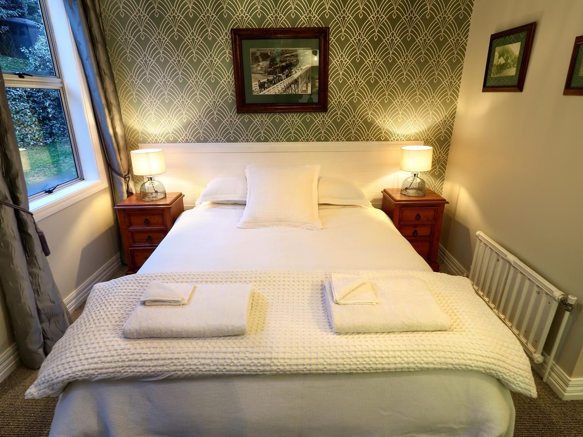 The Ferry Bed & Breakfast Bed and Breakfast Distretto di Distretto di Queenstown Esterno foto